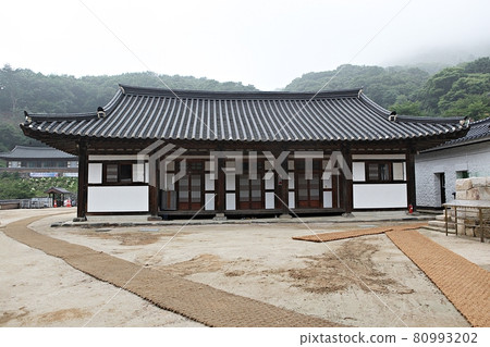 Bogwangsa Temple 80993202