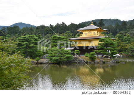 Kinkakuji Temple Summer Kyoto 80994352