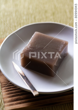 輕微漂白的豆沙 輕微漂白的豆沙 80994943