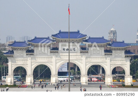 台灣,台北,中正紀念堂,自由廣場拱門 台灣,台北,中正紀念堂,自由廣場拱門 80995290