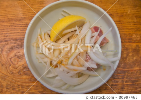 Tuna and onion snacks Tuna and onion snacks 80997463
