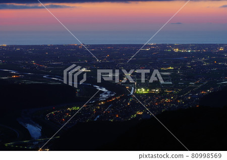 100 selections of night views of the Kanazawa Plain from the Shishiku Highland 80998569
