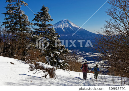 冬季從Mohashi山頂看到的富士山 冬季從Mohashi山頂看到的富士山 80998791