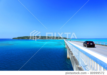 Summer Okinawa Kouri Island Drive 80999572