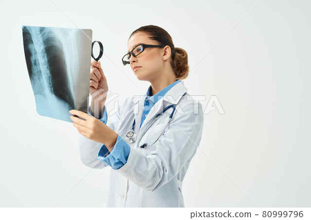 female doctor x-ray examination diagnostics radiologist female doctor x-ray examination diagnostics radiologist 80999796