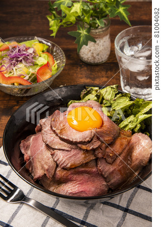 烤牛肉碗 81004082