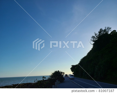 如果你走這條路,夕陽 如果你走這條路,夕陽 81007187
