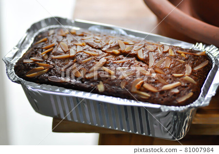 cake ,banana cake or almond cake cake ,banana cake or almond cake 81007984