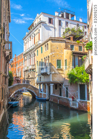 View between the canals of Venice, Italy 81009255