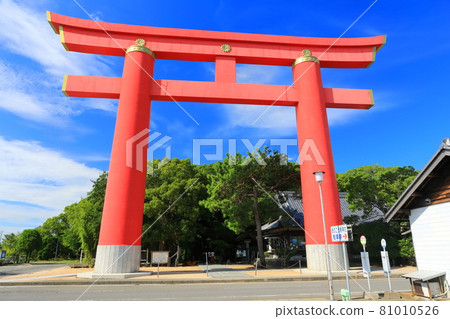 [Hyogo Prefecture] Onokorojima Shrine's Otorii 81010526