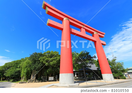 [Hyogo Prefecture] Onokorojima Shrine's Otorii 81010550