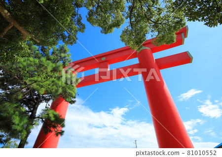 [Hyogo Prefecture] Onokorojima Shrine's Otorii 81010552