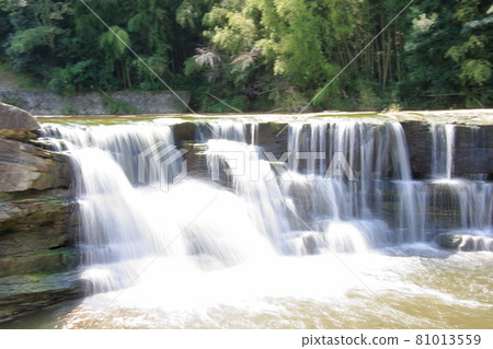 Niagara Falls, Japan, Yoshikawa Town, Miki City, Hyogo Prefecture 81013559