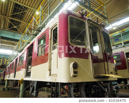 Railroad vehicles undergoing inspection and repair at the factory Railroad vehicles undergoing inspection and repair at the factory 81016470