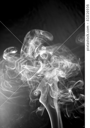 White smoke White smoke 81016936