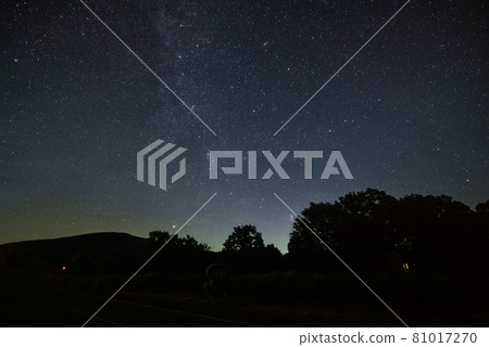 Kuju Plateau in the starry sky Kuju Plateau in the starry sky 81017270