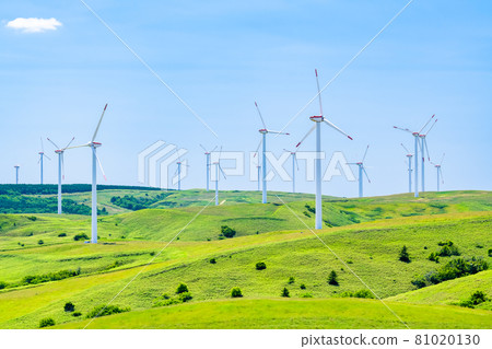 Hokkaido Summer Soya Hills (Wind Farm) Hokkaido Summer Soya Hills (Wind Farm) 81020130