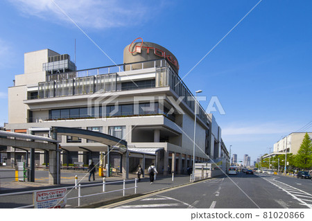 Hiyoshi Station 81020866