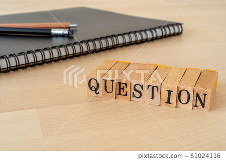 Question ｜ Stamp and notebook with "QUESTION" written on it, mechanical pencil 81024116