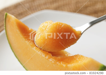 Red meat melon from Hokkaido Red meat melon from Hokkaido 81024290