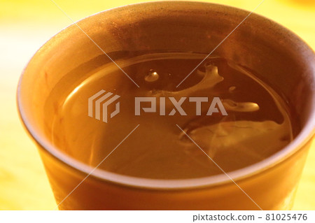Bizen ware and shochu Bizen ware and shochu 81025476