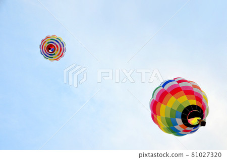 熱氣球起飛 81027320