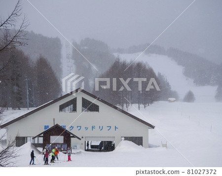 Norikura Kogen:雪地滑雪場和升降機 Norikura Kogen:雪地滑雪場和升降機 81027372