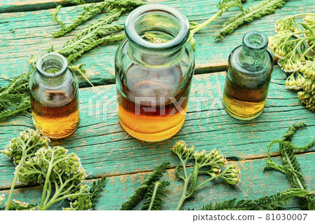 Yarrow tincture in the glass bottle Yarrow tincture in the glass bottle 81030007