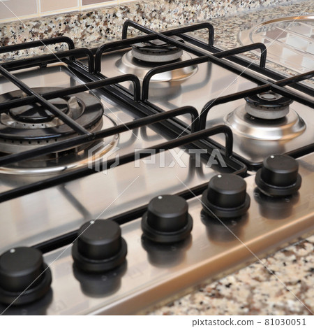 Modern clean kitchen and stainless steel chrome built-in gas oven 81030051