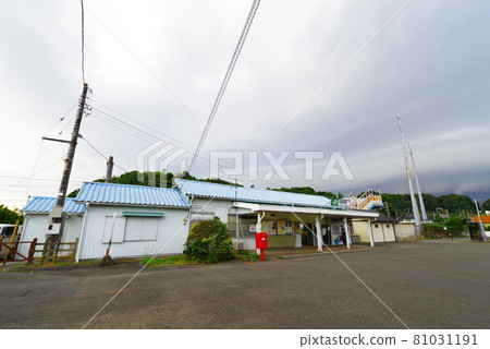 內房線贊岐町站的風景 81031191