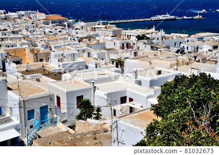 Cityscape and harbor of Mykonos Island, Greece 1 81032673