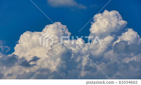 Cloud cover Cloud cover 81034602