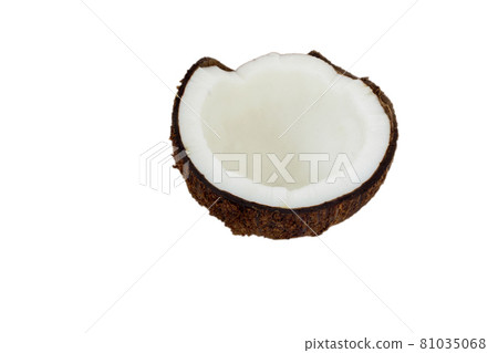 Fresh raw coconut Fresh raw coconut 81035068