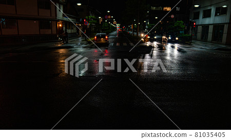 Night intersection Night intersection 81035405