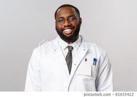 Healthcare, medicine and hospital treatment concept. Waist-up portrait of friendly doctor explain importance of staying inside houses, social distancing during coronavirus, covid19 outbreak 81035422