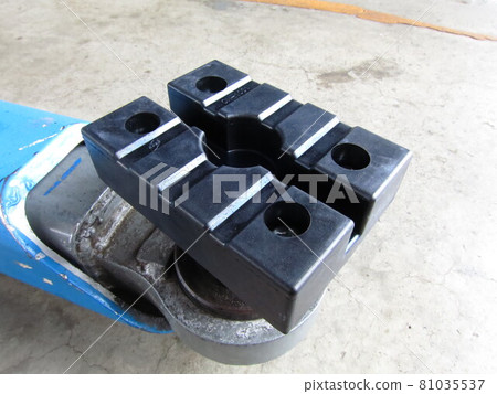 Lift rubber pad Lift rubber pad 81035537