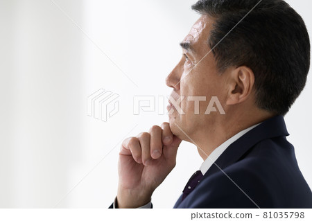 Businessman senior man worried 81035798