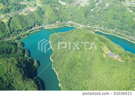 愛媛縣小津市鹿川大壩的風景 愛媛縣小津市鹿川大壩的風景 81036815