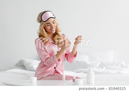 Beauty care, free time at home, manicure and new normal 81040525