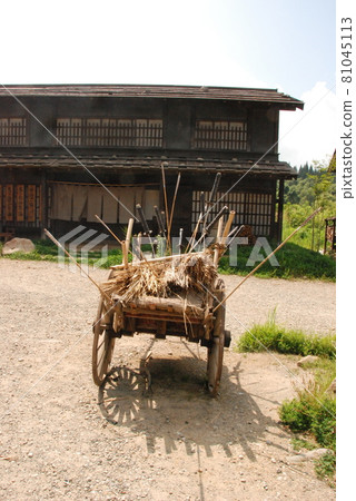 A set of period dramatic movies "Taiga Stuck Omachi" (Shonai Movie Village / Tsuruoka City, Yamagata Prefecture) 81045113