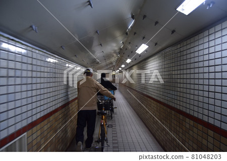 大阪市西區 81048203