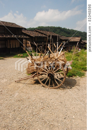 A set of period dramatic movies "Taiga Stuck Omachi" (Shonai Movie Village / Tsuruoka City, Yamagata Prefecture) 81048898