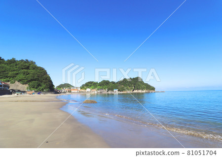 清晨的岩知海灘 清晨的岩知海灘 81051704