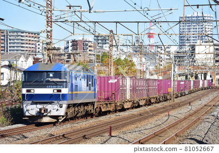 Tokaido Main Line Hiratsuka-Sagami Freight JR Freight EF210-325 (Suita) Tokaido Main Line Hiratsuka-Sagami Freight JR Freight EF210-325 (Suita) 81052667
