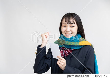 女高中生通過考試 81054147