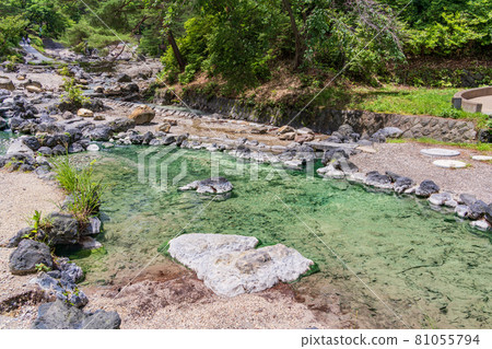 (Gunma Prefecture) Kusatsu Onsen, Sainokawara Park Footbath 81055794
