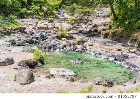(Gunma Prefecture) Kusatsu Onsen, Sainokawara Park Footbath 81055797