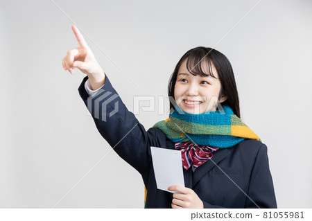 女高中生通過考試 女高中生通過考試 81055981