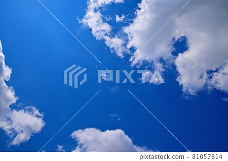 雨季的天空 雨季的天空 81057814