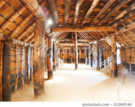 Inside a large pit-house building at the Sannai Maruyama Site 81060546